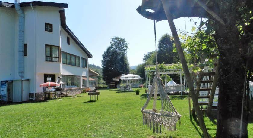 Abant Bahceli Kosk Hotel Akcaalan Luaran gambar