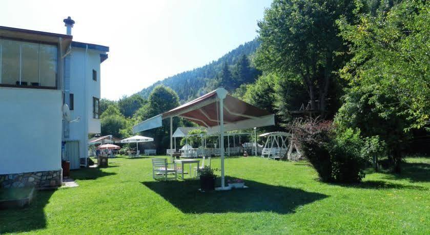 Abant Bahceli Kosk Hotel Akcaalan Luaran gambar